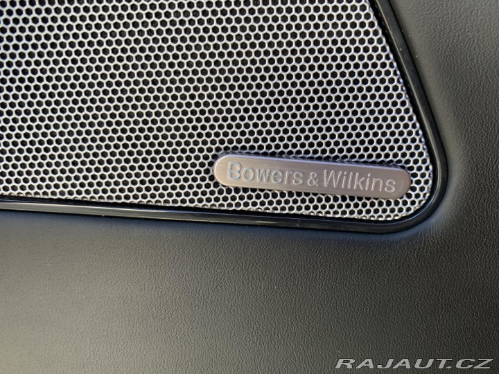 Maserati Levante Levante S, 316KW, VÝBAVA 2017