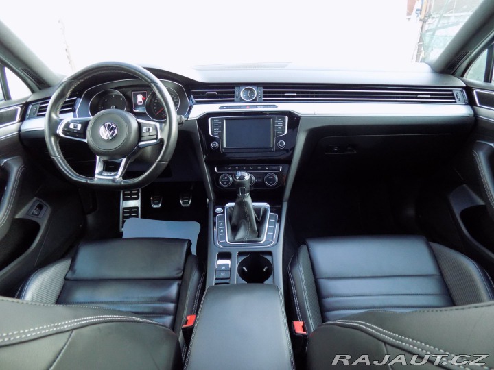Volkswagen Passat 2.0TDI/R-Line/4x4/PANO/LE 2017