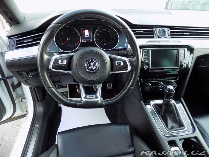 Volkswagen Passat 2.0TDI/R-Line/4x4/PANO/LE 2017