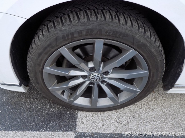 Volkswagen Passat 2.0TDI/R-Line/4x4/PANO/LE 2017