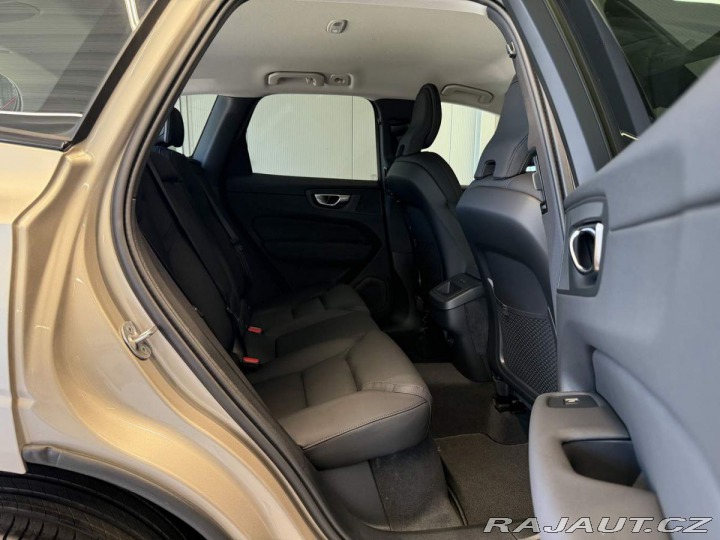 Volvo XC60 B5 2.0L 250+14 HP AT8 AWD 2025