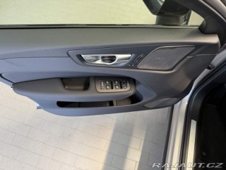 Volvo XC60 B5 2.0L 250+14 HP AT8 AWD 2025
