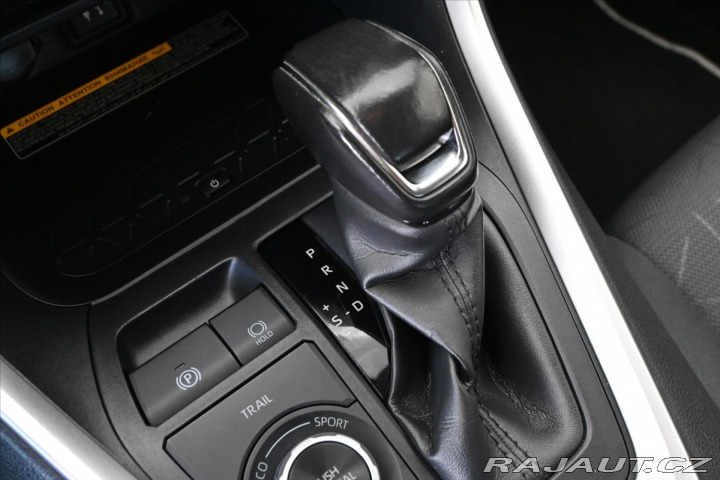 Toyota RAV4 2,5 Hybrid Comfort e-CVT 2019