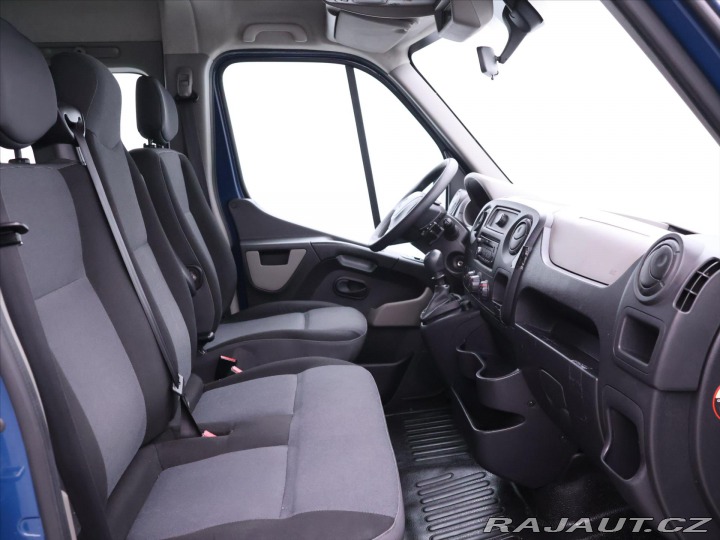 Renault Master 2,3 dCi 100 Klima 9-Míst 2014