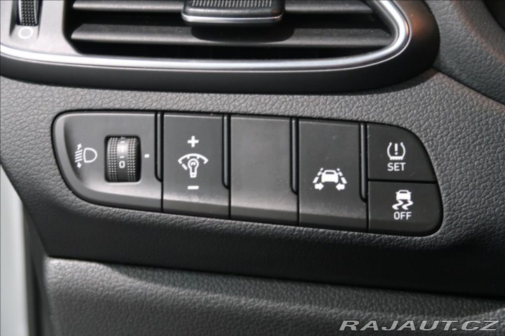 Hyundai i30 1,6 CRDi Trikolor Comfort 2019