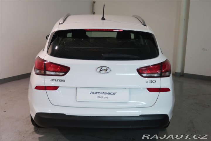 Hyundai i30 1,6 CRDi Trikolor Comfort 2019