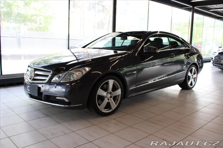 Mercedes-Benz E E 350 Kupé Elegance 2010