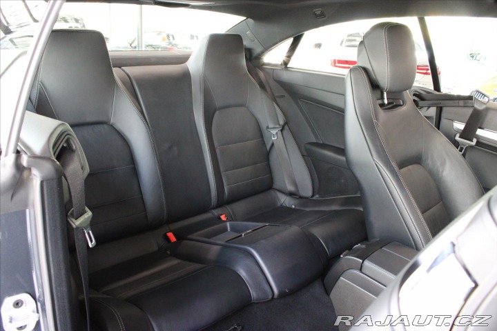 Mercedes-Benz E E 350 Kupé Elegance 2010