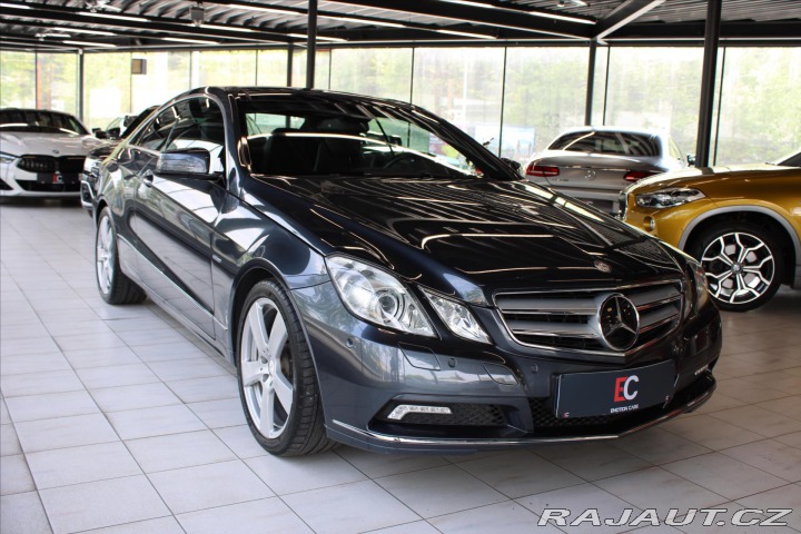 Mercedes-Benz E E 350 Kupé Elegance 2010