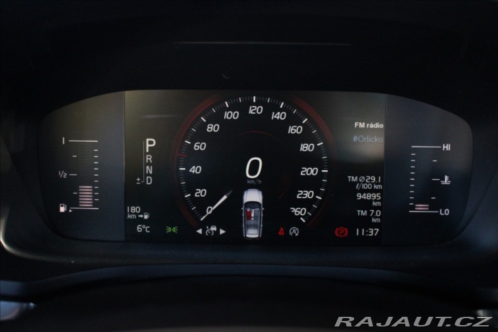 Volvo V60 2,0 D3 Momentum Automat Z 2018