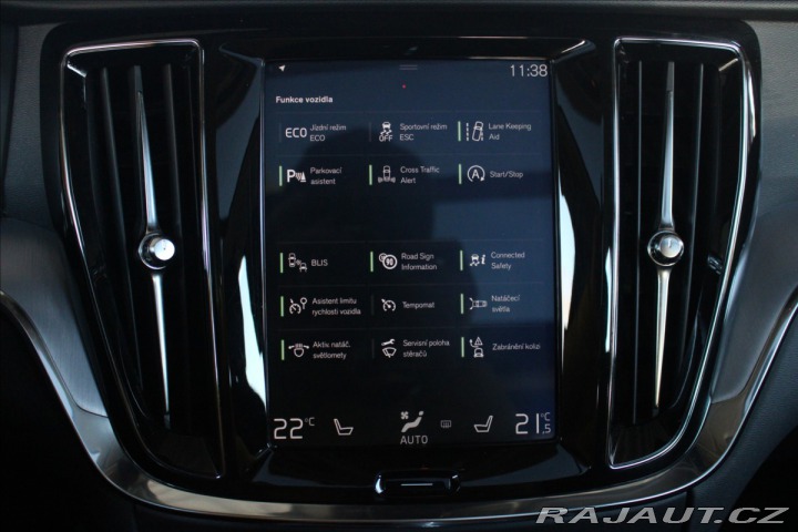 Volvo V60 2,0 D3 Momentum Automat Z 2018