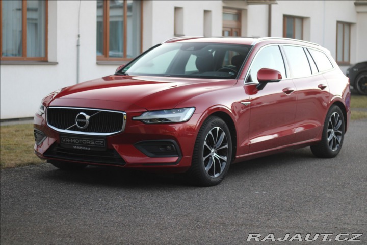 Volvo V60 2,0 D3 Momentum Automat Z 2018