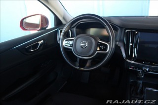 Volvo V60 2,0 D3 Momentum Automat Z 2018