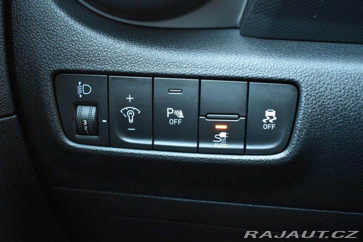 Hyundai Kona 39kWh SMART*REZERVACE* 2023