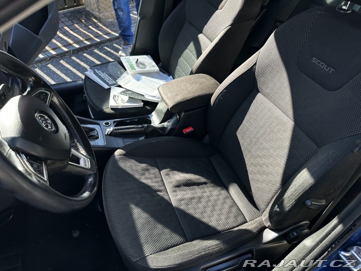 Škoda Octavia Scout 135kW 4x4 DSG ČR 2014