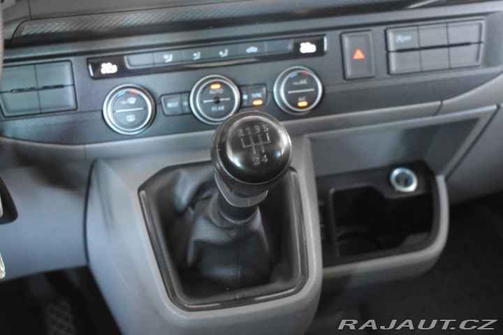Volkswagen Caravelle 2.0 TDI TREND*9.MÍST*DPH* 2021