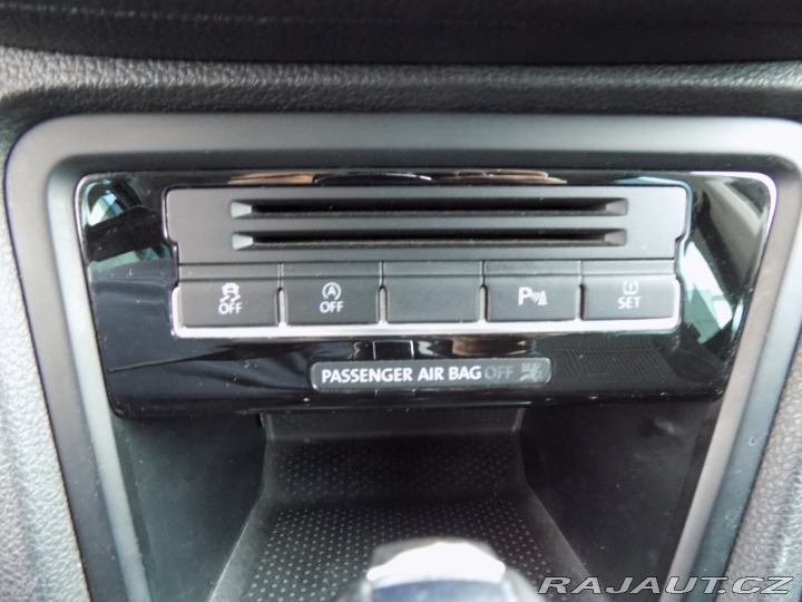 Seat Alhambra 2.0TDI/DSG/7.míst/NAVI/PA 2011