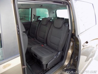 Seat Alhambra 2.0TDI/DSG/7.míst/NAVI/PA 2011