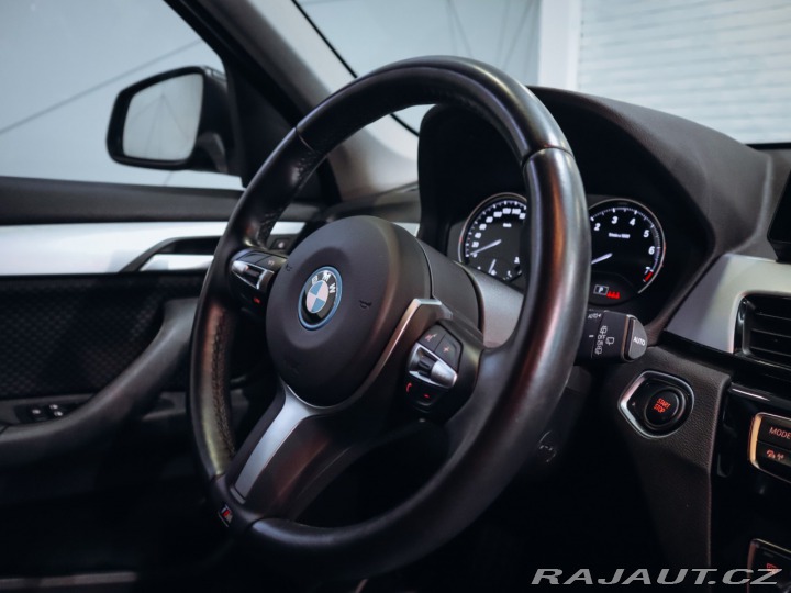 BMW X1 xDrive25e LED Navi 2022