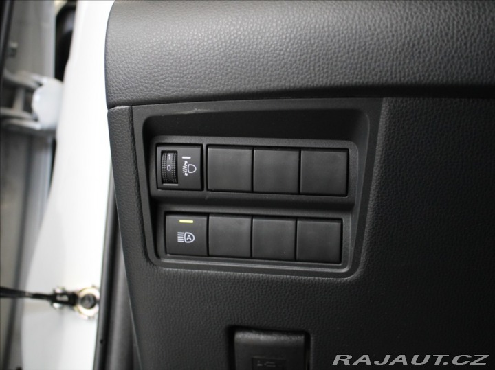 Mazda Ostatní modely 2 Hybrid 1,5 Hybrid 116k. 21 150km 2022