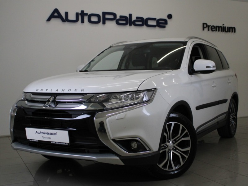 Mitsubishi Outlander 2,2 D AT 4x4 Edice100 7mí