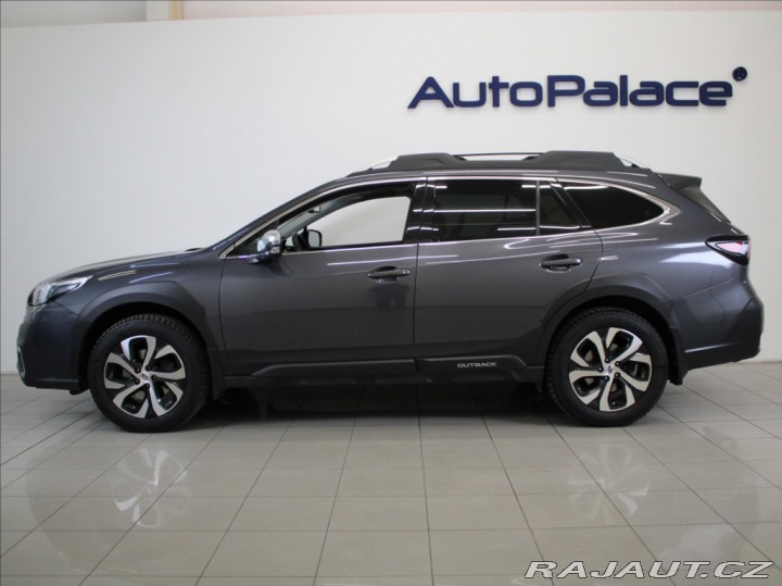 Subaru Outback 2,5 i TOURING Tažné PANO. 2022