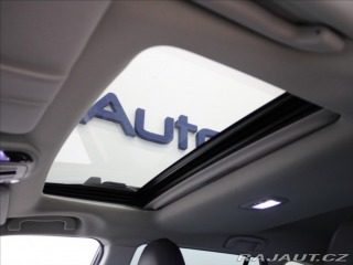 Subaru Outback 2,5 i TOURING Tažné PANO. 2022