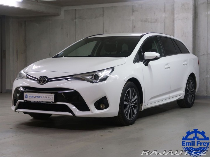 Toyota Avensis 2.0D4D,CZ,Manuál 2015