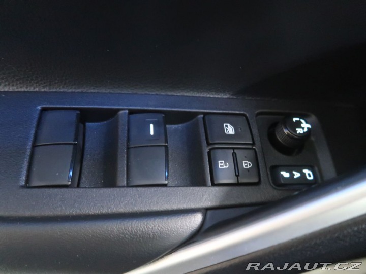 Toyota Corolla Cross 2.0Hybrid,CZ,PremierEditi 2023