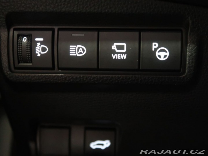 Toyota Corolla Cross 2.0Hybrid,CZ,PremierEditi 2023