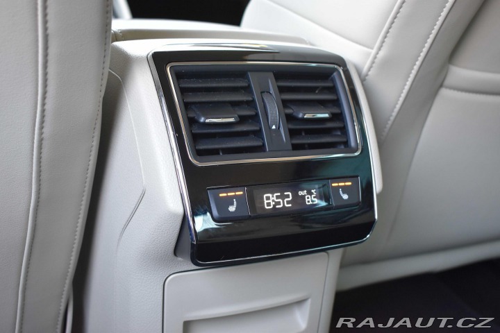 Škoda Superb 2.0 TDI L&K REZERVACE 2022