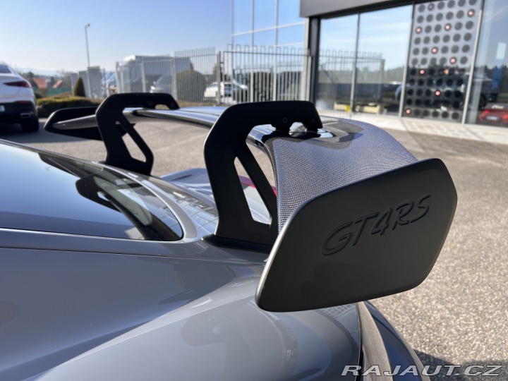 Porsche 718 Cayman GT4 RS Weissach 2023