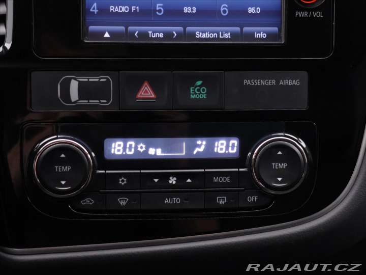 Mitsubishi Outlander 2,3 INSTYLE 110kW 4WD CZ 2015