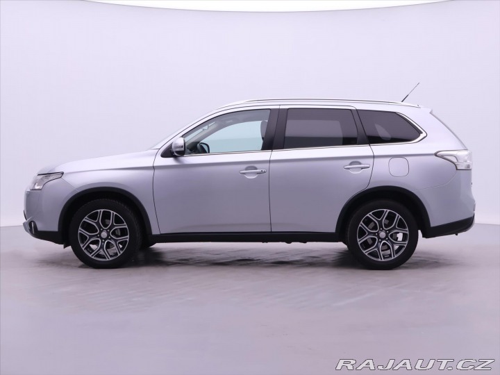 Mitsubishi Outlander 2,3 INSTYLE 110kW 4WD CZ 2015