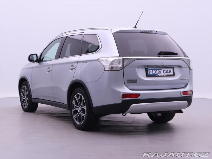 Mitsubishi Outlander 2,3 INSTYLE 110kW 4WD CZ 2015