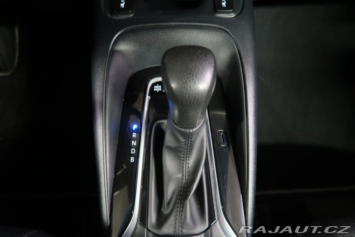 Toyota Corolla 1.8Hybrid,CZ,ActiveBusine 2024
