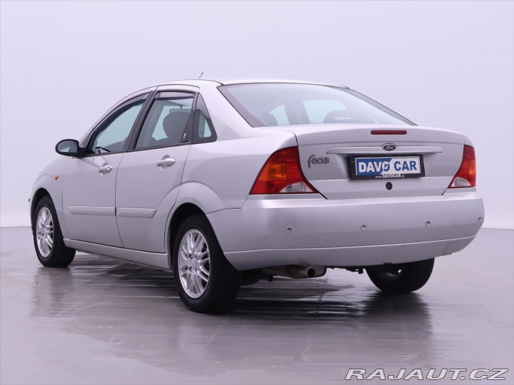Ford Focus 1,6 16V Ghia Aut.klima Xe 2003