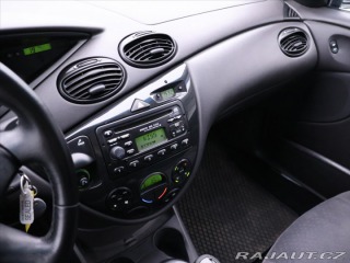 Ford Focus 1,6 16V Ghia Aut.klima Xe 2003