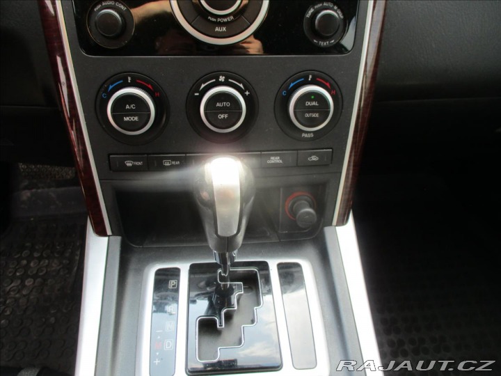 Mazda CX-9 3,7 G277/AWD/AT/Revolutio 2010