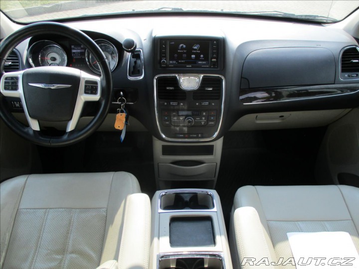 Chrysler Town & Country 3,6 L V6 211kw LPG odp. D 2015