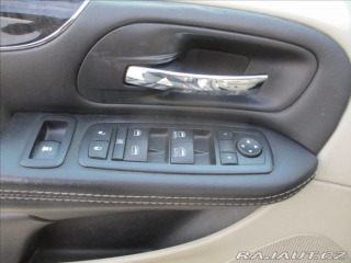 Chrysler Town & Country 3,6 L V6 211kw LPG odp. D 2015