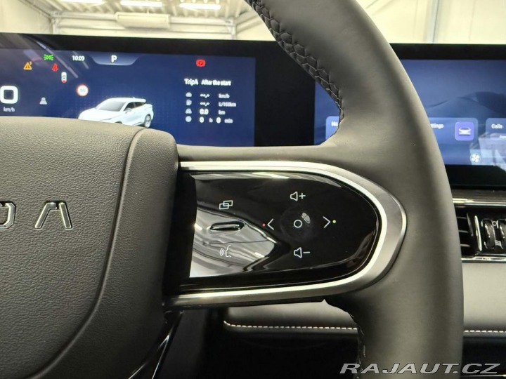 Ostatní značky Ostatní modely Omoda C5 Comfort 1.6 t GDI Khaki W 2024
