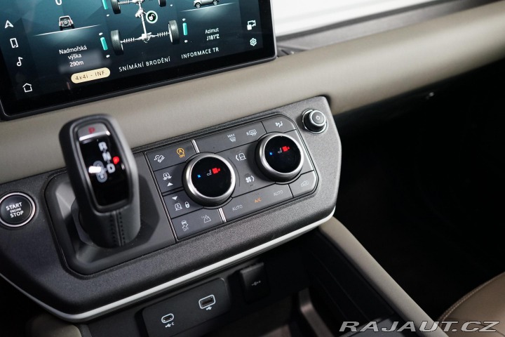 Land Rover Defender D250 Matrix Meridian Vzdu 2024