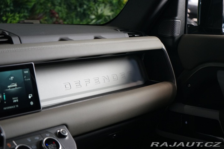 Land Rover Defender D250 Matrix Meridian Vzdu 2024