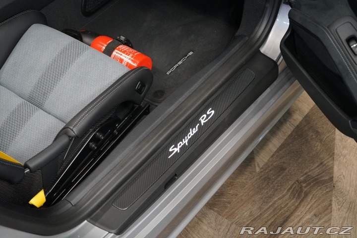 Porsche 718 Spyder RS Weissach Lift B 2024