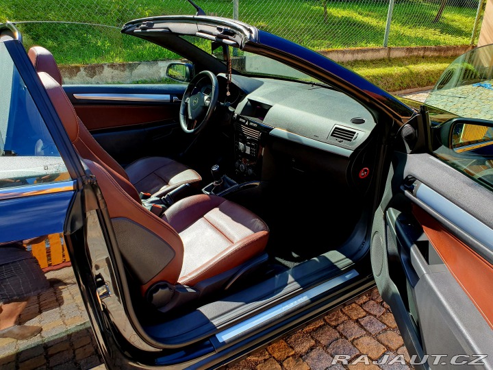 Opel Astra TwinTop 2008