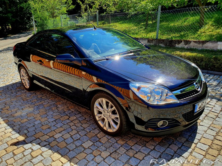 Opel Astra TwinTop 2008
