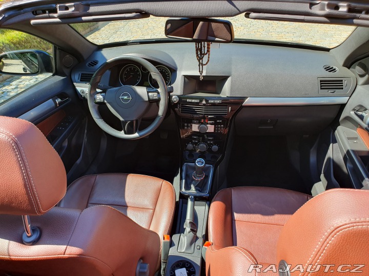 Opel Astra TwinTop 2008