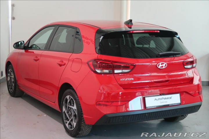 Hyundai i30 1,5 i CVVT SMART CLIMATE 2024