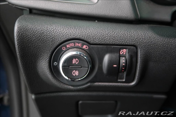 Opel Astra 1,4 Turbo 103kW Sport 2011